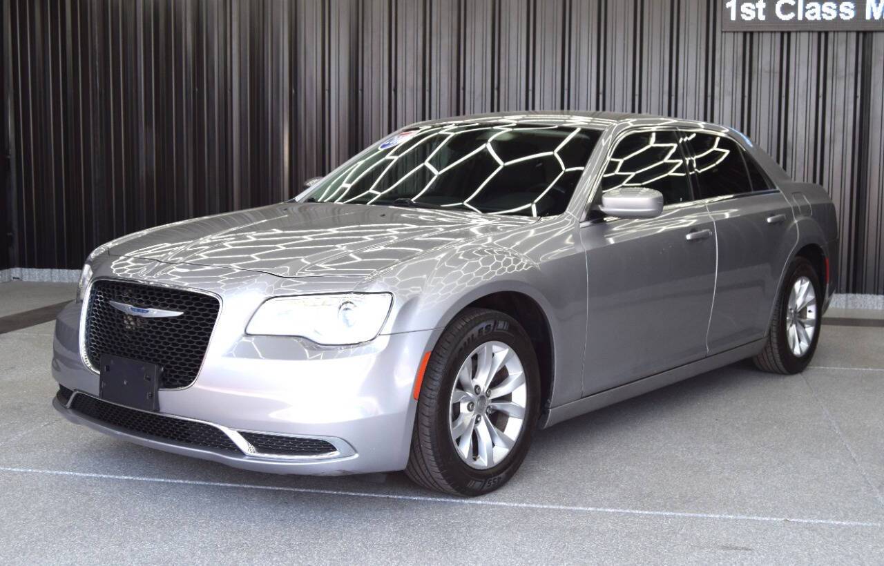 2018 Chrysler 300 Touring — Sedan — 96,722 mi — Phoenix, AZ