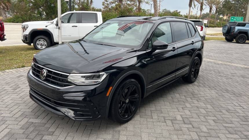 2023 Volkswagen Tiguan SE R-Line Black — SUV — 10,773 mi — Venice, FL