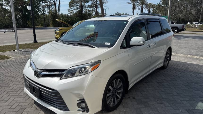 2018 Toyota Sienna L — Minivan — 96,807 mi — Venice, FL