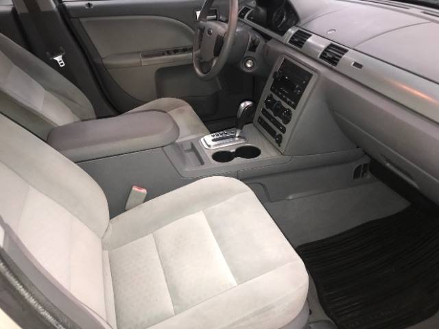 2006 Ford Five Hundred SE — Sedan — 212,681 mi — Dallas, TX