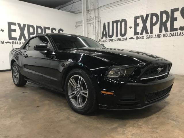 2013 Ford Mustang V6 Premium — Convertible — 108,913 mi — Dallas, TX