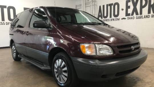 2000 Toyota Sienna CE