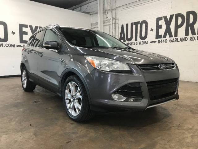 2014 Ford Escape Titanium — SUV — 103,704 mi — Dallas, TX