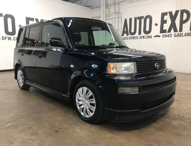 2005 Scion xB