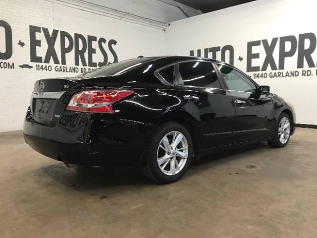 2013 Nissan Altima 2.5 SV — Sedan — 144,591 mi — Dallas, TX