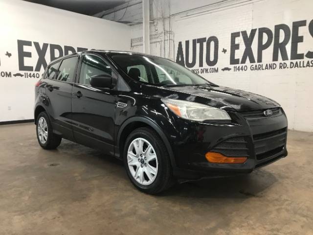 2015 Ford Escape S — SUV — 191,381 mi — Dallas, TX