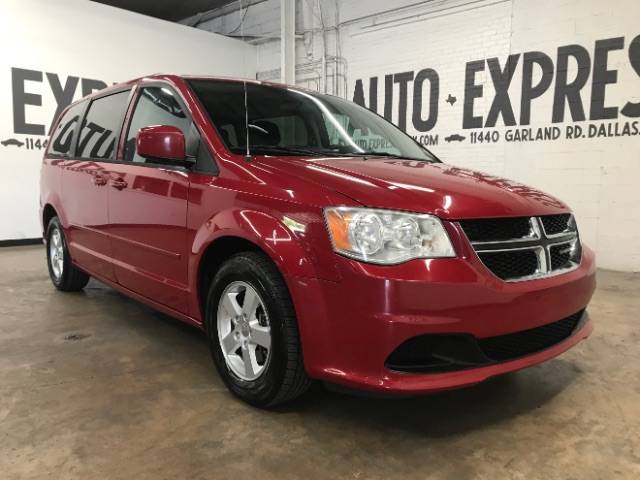 2013 Dodge Grand Caravan SXT — Minivan — 129,133 mi — Dallas, TX