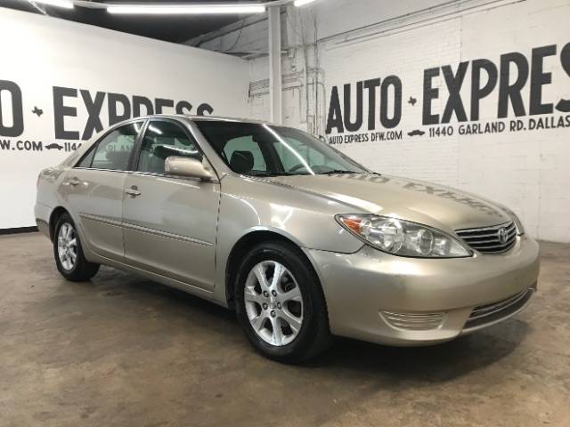 2005 Toyota Camry LE — Sedan — 125,456 mi — Dallas, TX