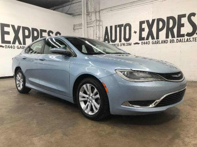 2015 Chrysler 200 Limited — Sedan — 136,301 mi — Dallas, TX