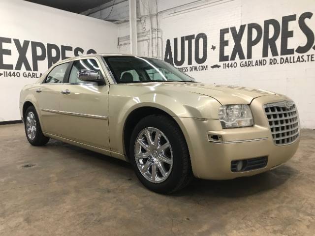 2010 Chrysler 300 Touring Signature — Sedan — 174,988 mi — Dallas, TX