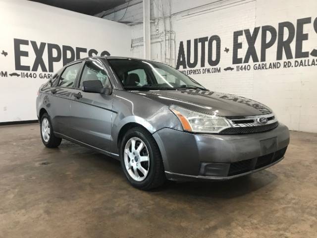 2011 Ford Focus S — Sedan — 106,431 mi — Dallas, TX