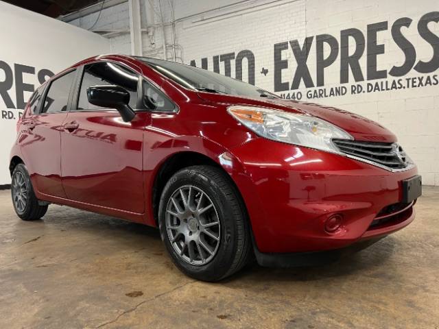 2015 Nissan Versa 1.6 SV — Hatchback — 149,989 mi — Dallas, TX