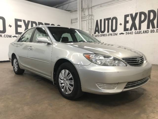 2006 Toyota Camry LE — Sedan — 175,708 mi — Dallas, TX