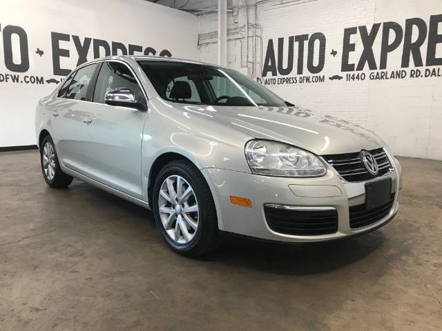 2010 Volkswagen Jetta SE — Sedan — 152,090 mi — Dallas, TX