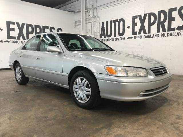2001 Toyota Camry LE — Sedan — 112,037 mi — Dallas, TX