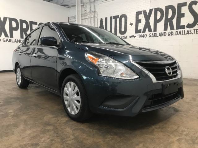 2017 Nissan Versa 1.6 SV — Sedan — 82,354 mi — Dallas, TX