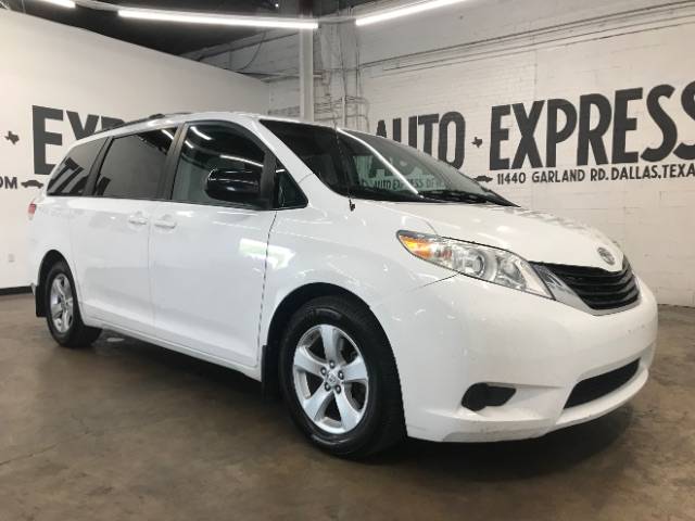 2014 Toyota Sienna LE — Minivan — 227,140 mi — Dallas, TX