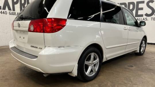 2009 Toyota Sienna XLE — Minivan — 214,308 mi — Dallas, TX