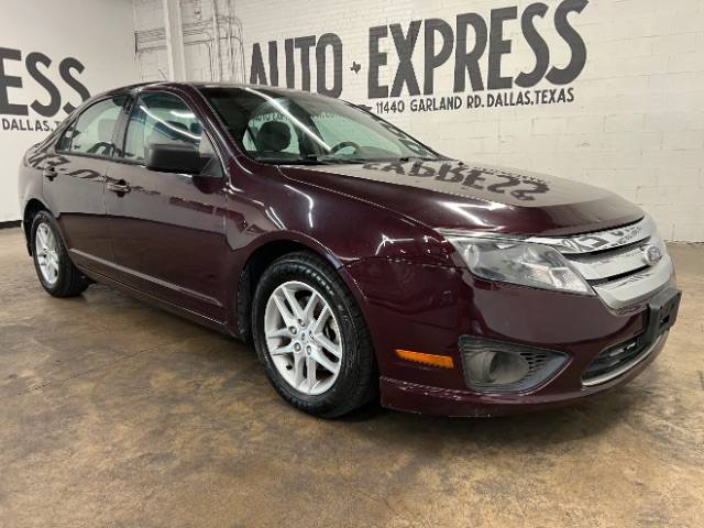 2011 Ford Fusion S — Sedan — 116,551 mi — Dallas, TX