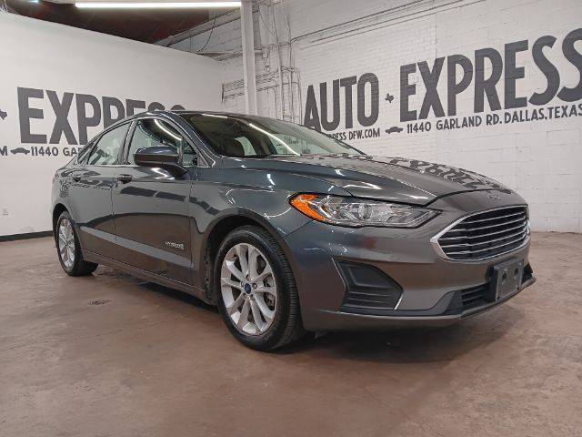 2019 Ford Fusion Hybrid SE — Sedan — 167,522 mi — Dallas, TX