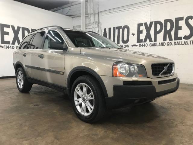 2004 Volvo XC90 2.5T — SUV — 121,258 mi — Dallas, TX