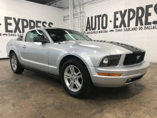 2008 Ford Mustang Deluxe — Coupe — 122,552 mi — Dallas, TX