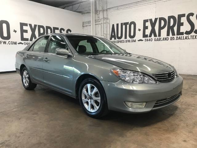 2005 Toyota Camry XLE — Sedan — 176,935 mi — Dallas, TX