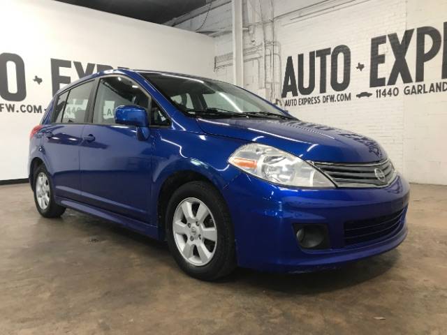 2010 Nissan Versa 1.8 SL — Hatchback — 109,771 mi — Dallas, TX