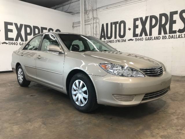 2005 Toyota Camry LE — Sedan — 190,048 mi — Dallas, TX