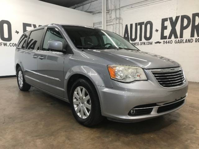 2013 Chrysler Town & Country Touring — Minivan — 173,140 mi — Dallas, TX