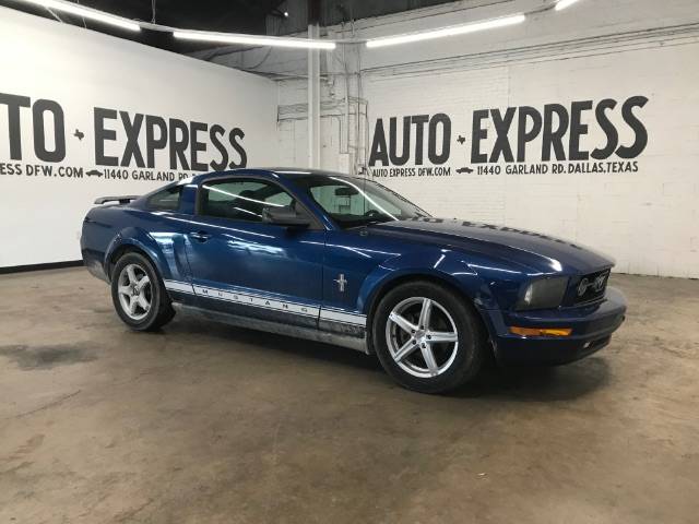 2006 Ford Mustang Base