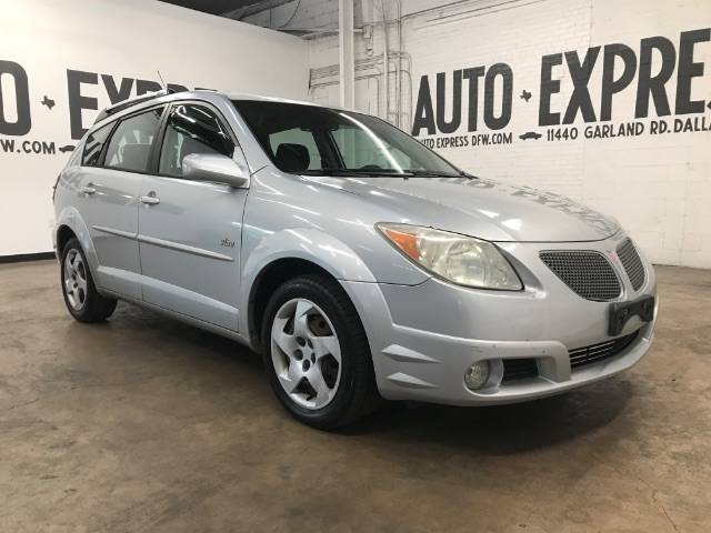 2005 Pontiac Vibe Base