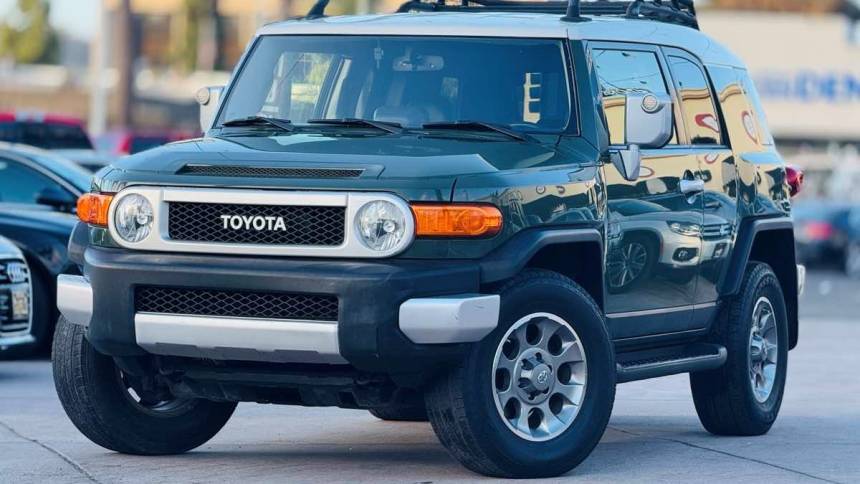 2013 Toyota FJ Cruiser Base — SUV — 156,595 mi — San Diego, CA