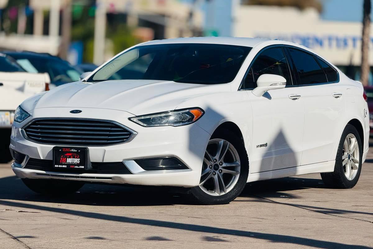 2018 Ford Fusion Hybrid SE — Sedan — 102,210 mi — San Diego, CA