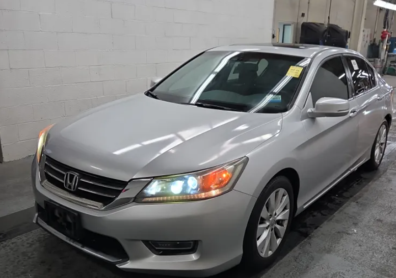 2013 Honda Accord EX-L — Sedan — 124,365 mi — San Diego, CA
