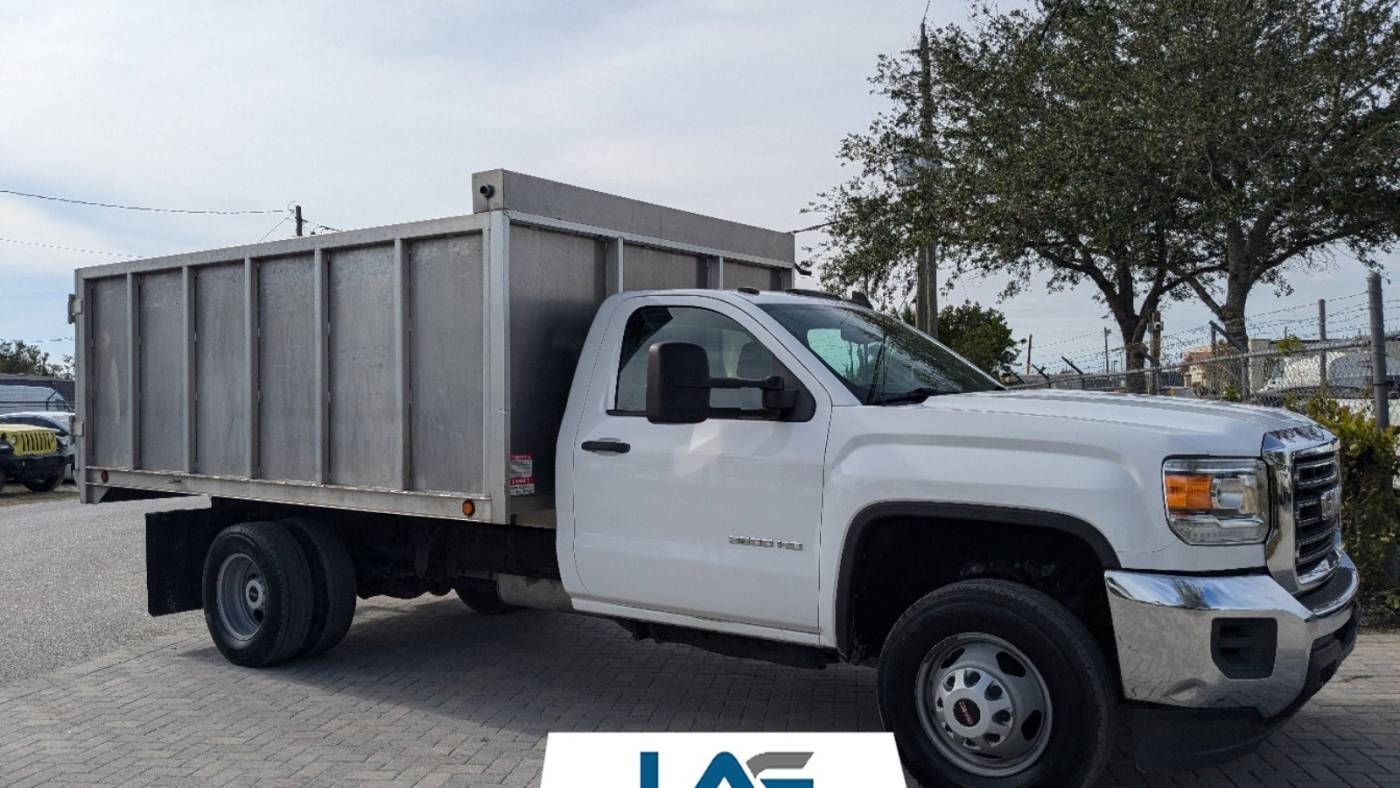 2018 GMC Sierra 3500HD Base — Chassis Cab Truck — 112,551 mi — Fort Myers, FL