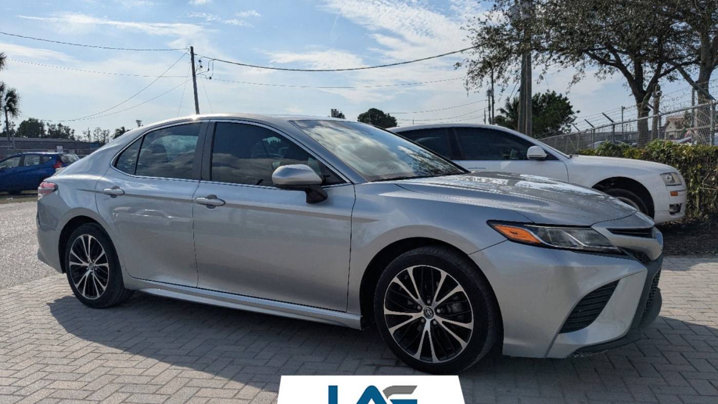2018 Toyota Camry SE — Sedan — 92,519 mi — Fort Myers, FL