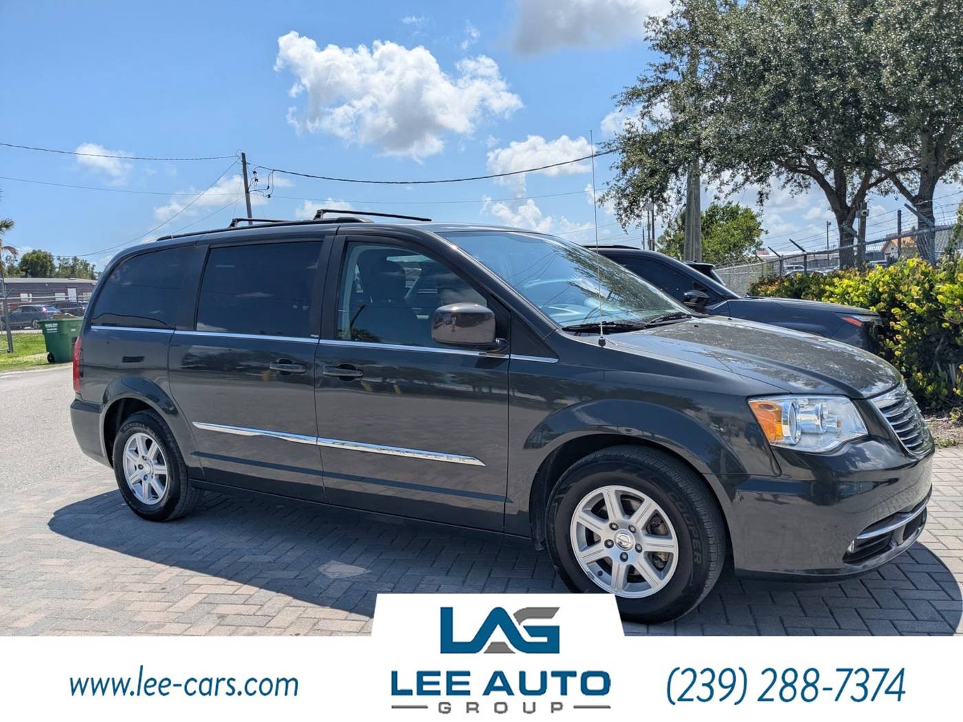 2012 Chrysler Town & Country Touring — Minivan — 76,961 mi — Fort Myers, FL