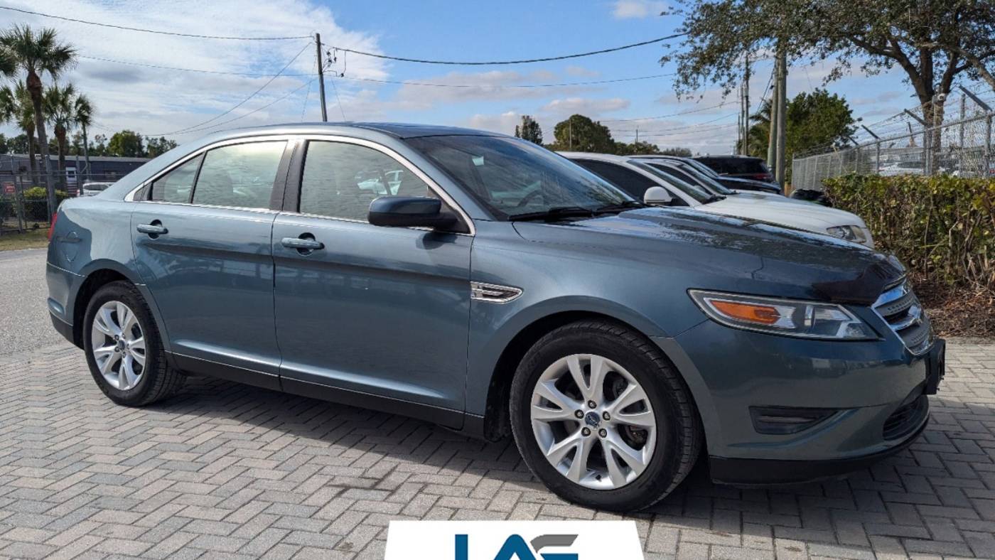 2010 Ford Taurus SEL — Sedan — 109,510 mi — Fort Myers, FL