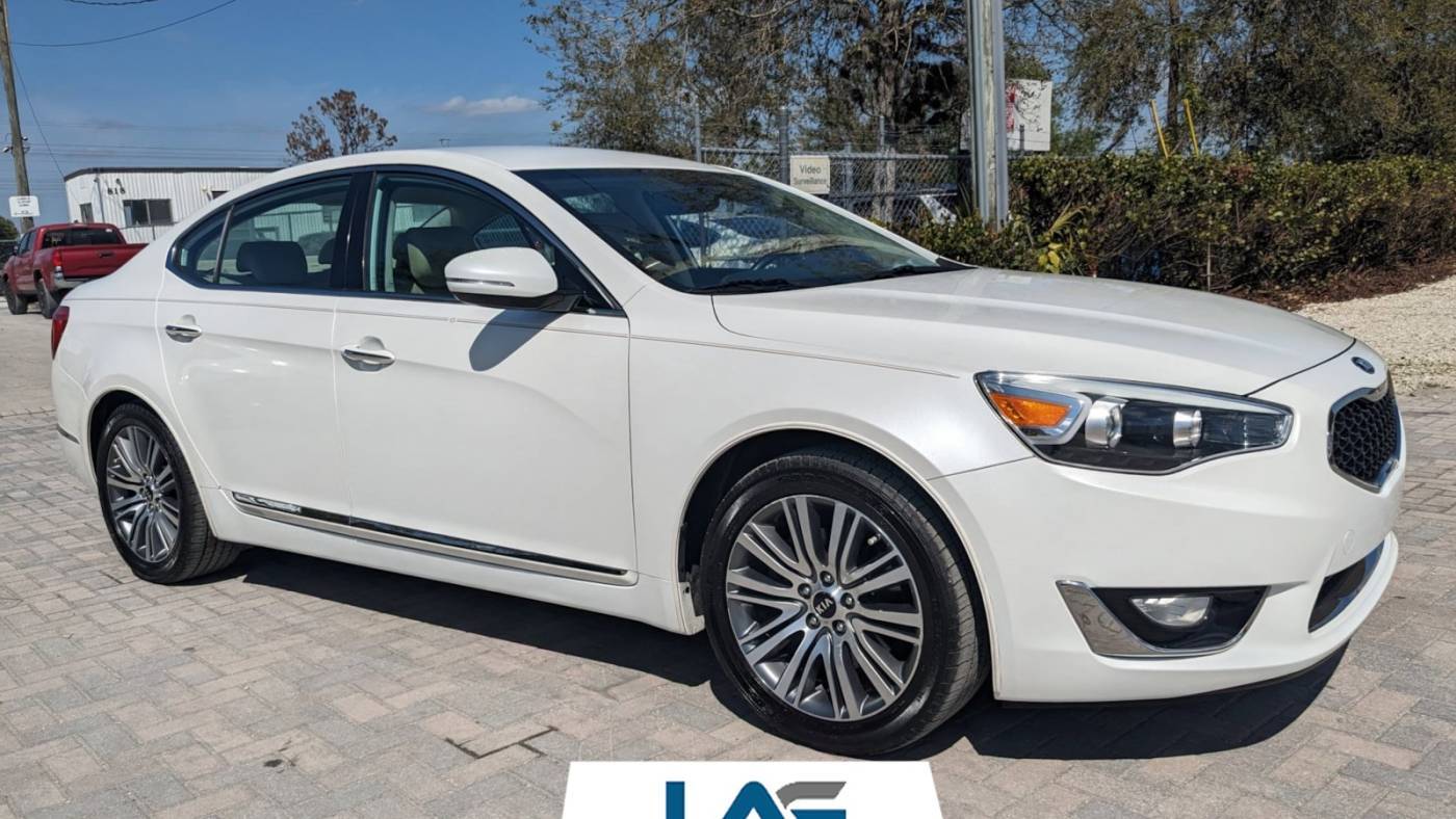 2016 Kia Cadenza Base