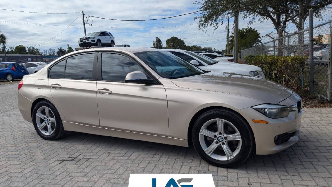 2015 BMW 3 Series 320i
