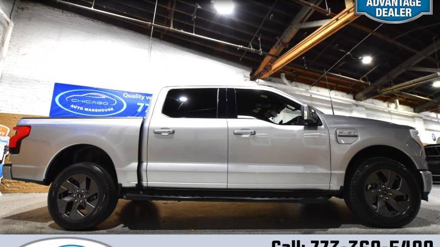 2023 Ford F-150 Lightning LARIAT — Pickup Truck — 25,574 mi — Chicago, IL