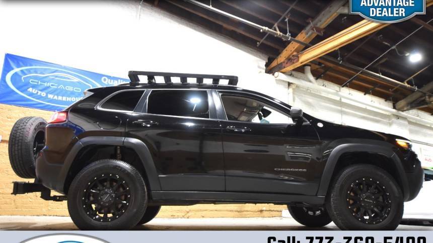 2020 Jeep Cherokee Trailhawk — SUV — 80,559 mi — Chicago, IL