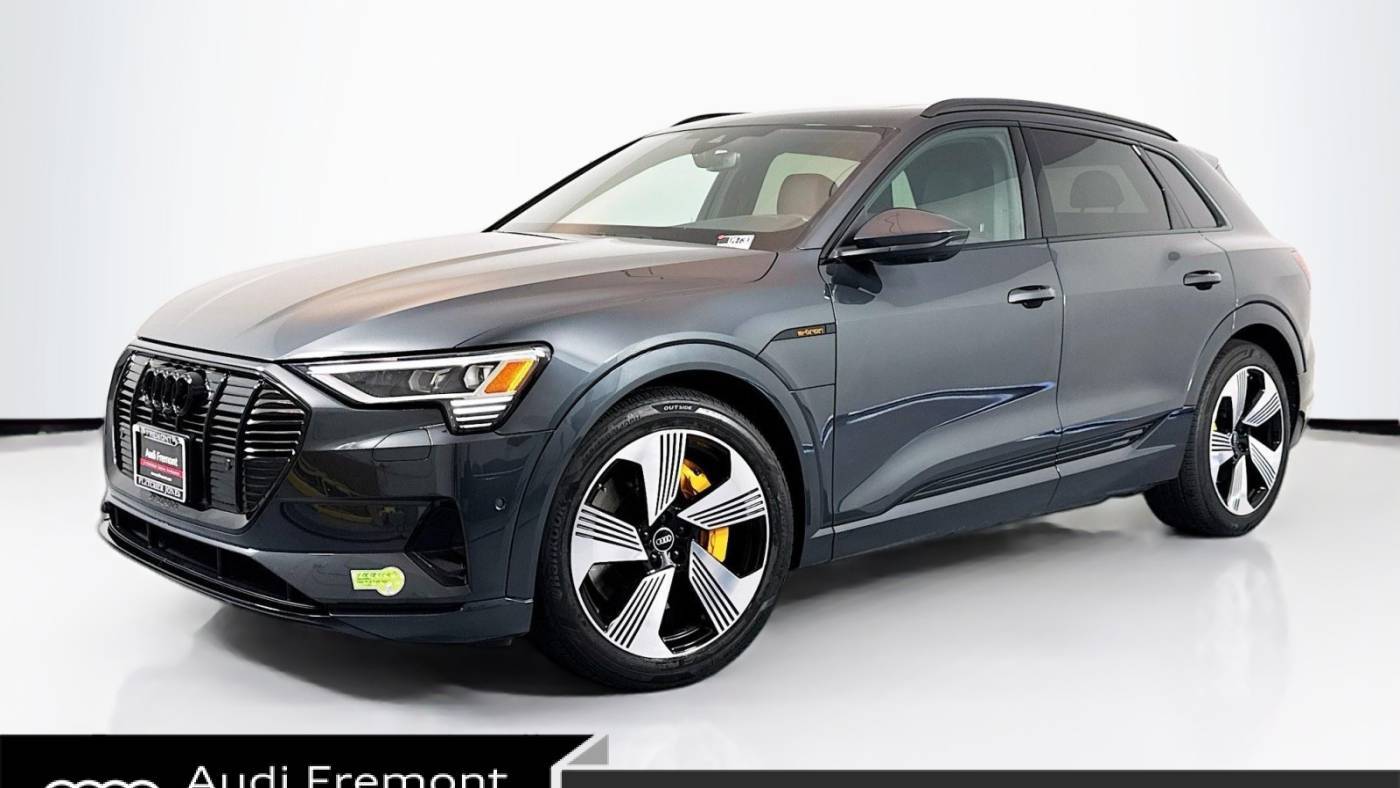 2023 Audi e-tron quattro Premium Plus