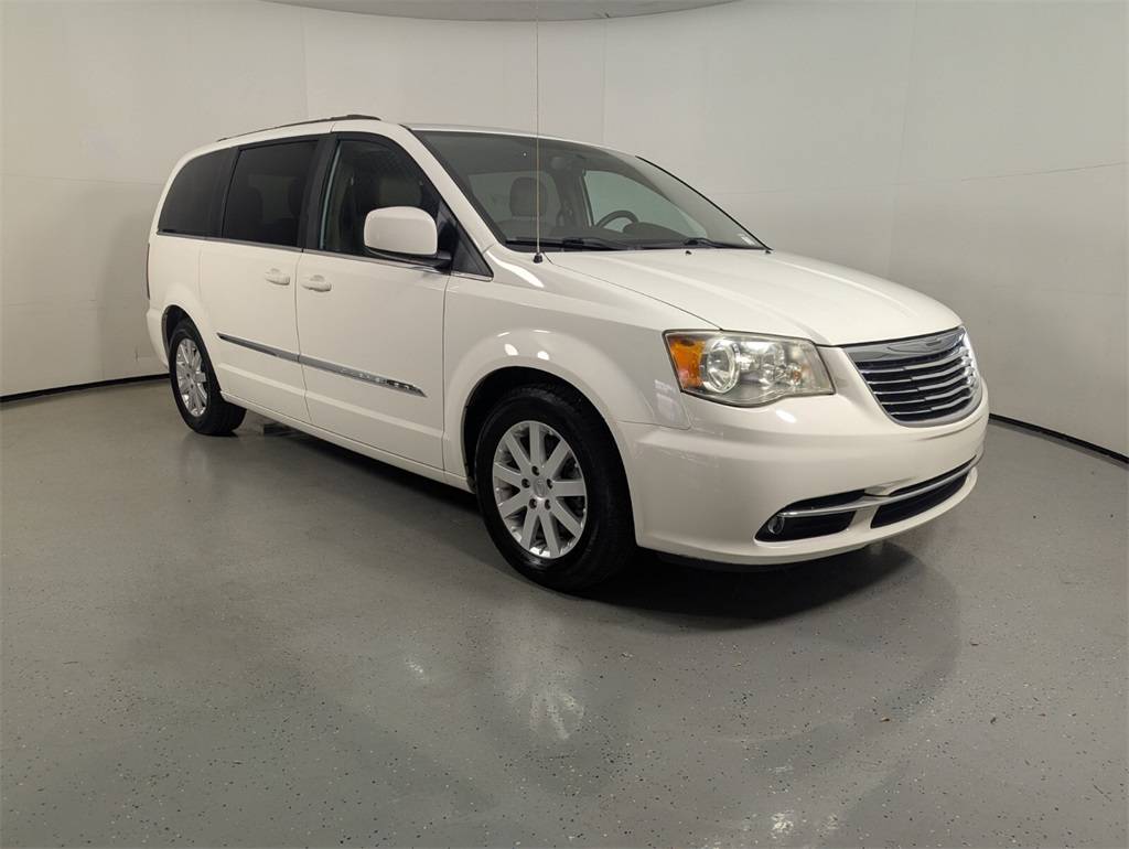 2013 Chrysler Town & Country Touring — Minivan — 82,857 mi — Lake Park, FL