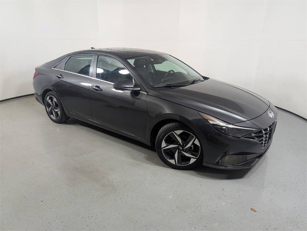 2023 Hyundai Elantra Limited — Sedan — 52,630 mi — Lake Park, FL