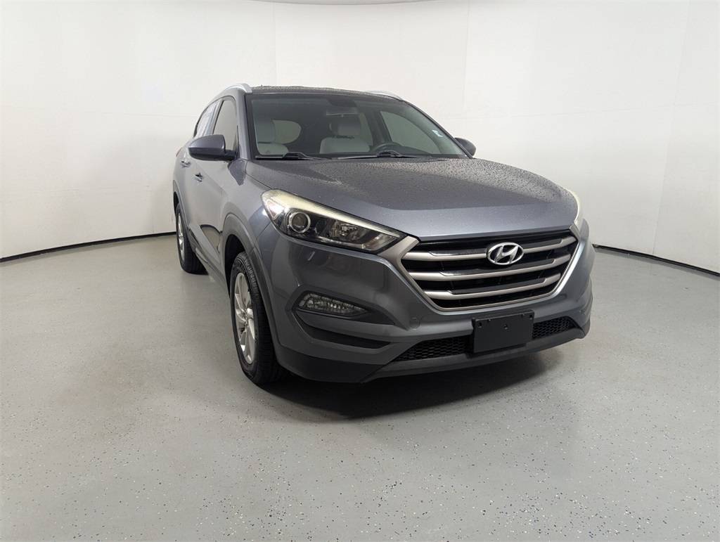 2016 Hyundai Tucson SE — SUV — 85,079 mi — Lake Park, FL