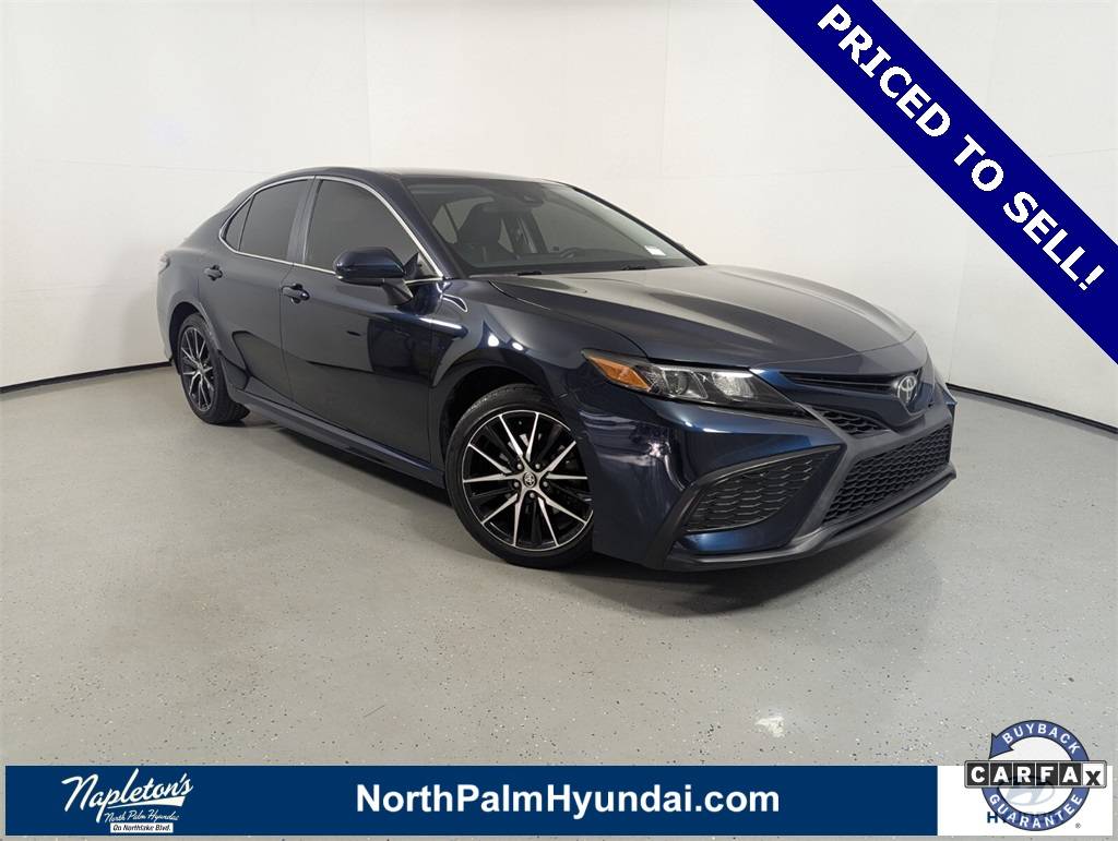 2021 Toyota Camry SE — Sedan — 24,967 mi — Lake Park, FL
