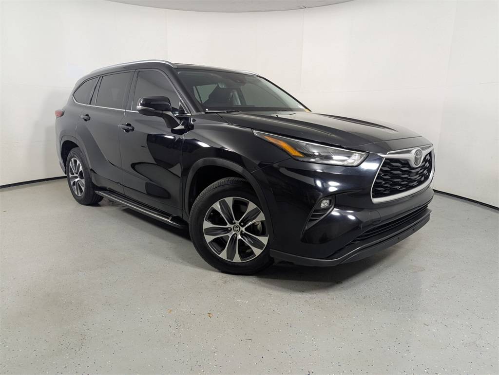 2021 Toyota Highlander XLE — SUV — 60,269 mi — Lake Park, FL