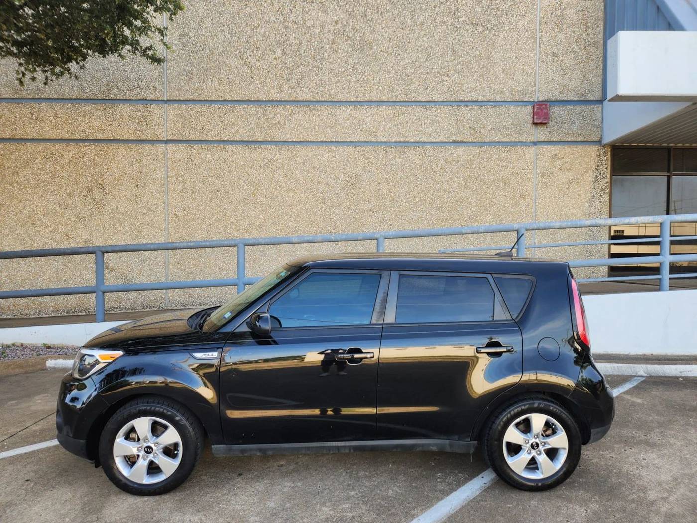 2018 Kia Soul Base — Hatchback — 89,294 mi — Dallas, TX
